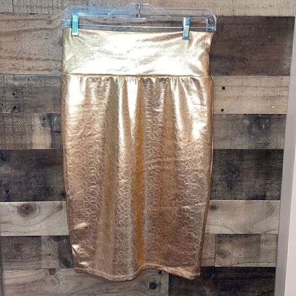 LuLaRoe Dresses & Skirts - LuLaRoe Elegant Rose Gold Cassie Pencil Skirt, NWOT